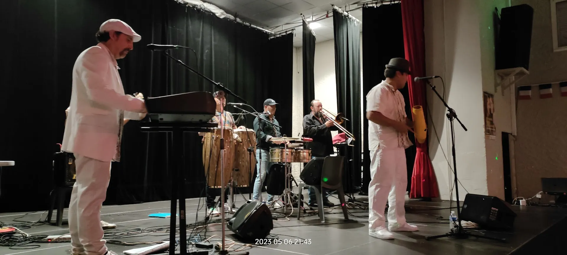 Salle Gerard Philipe - Grans